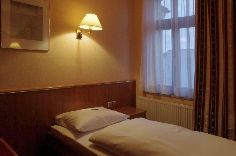 Hotel Merseburger Hof Лайпциг Екстериор снимка